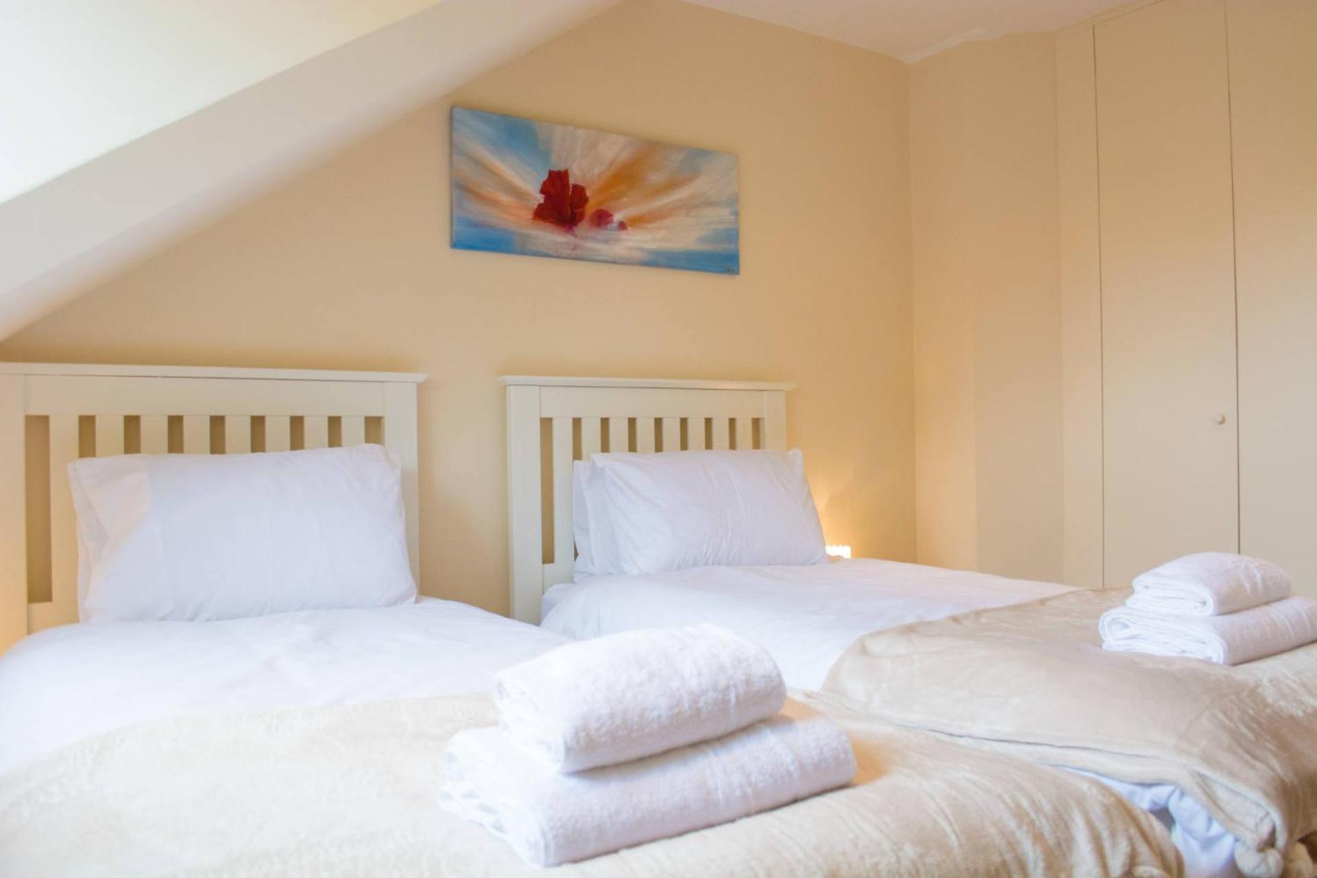Host & - York Terrace Holiday home *